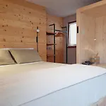 Valmorel Πανδοχείο *