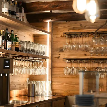 Tara, Luxury - “locanda Valmorel” Gasthuis