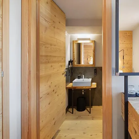 Tara, Luxury - “locanda Valmorel” Gasthuis 3*