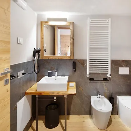 Tara, Luxury - “locanda Valmorel” 3*