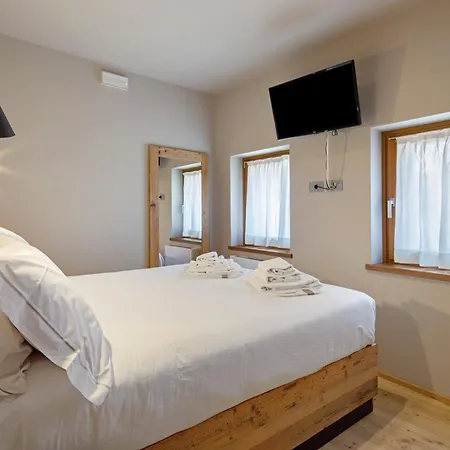 Tara, Luxury - “locanda Valmorel” Pensionat Limana