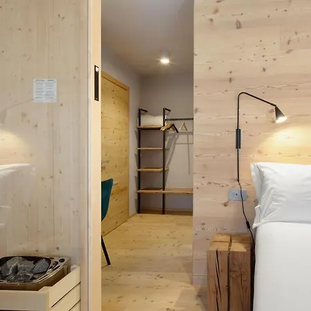 Tara, Luxury - “locanda Valmorel” Limana