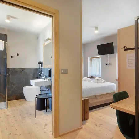 Tara, Luxury - “locanda Valmorel” Gasthuis