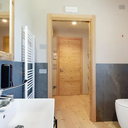 Gasthuis Tara, Luxury - “locanda Valmorel” Limana