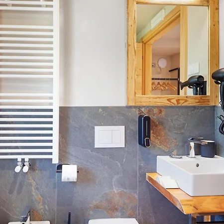 Tara, Luxury - “locanda Valmorel”